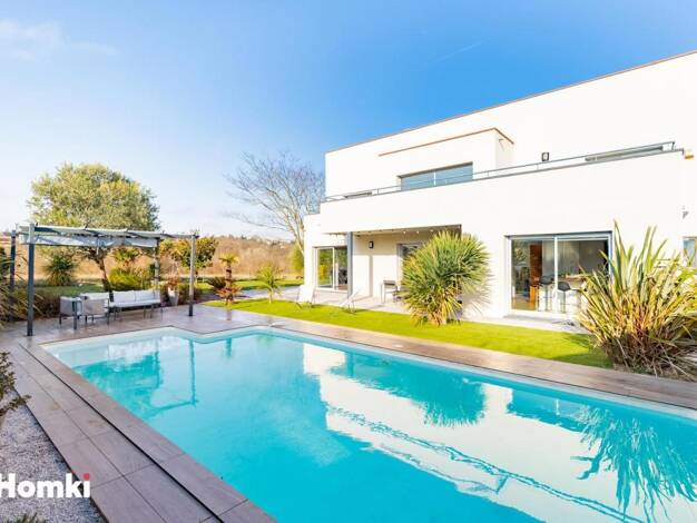 Maison à vendre 590 000 € 5 pièces 4 chambres 160 m² 797 m² de terrain Flourens 31130