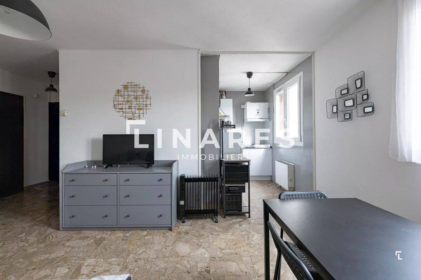 Appartement 1 pièce 33 m² · à Marseille 10ème Arrondissement · 32,9 m² · 660 €