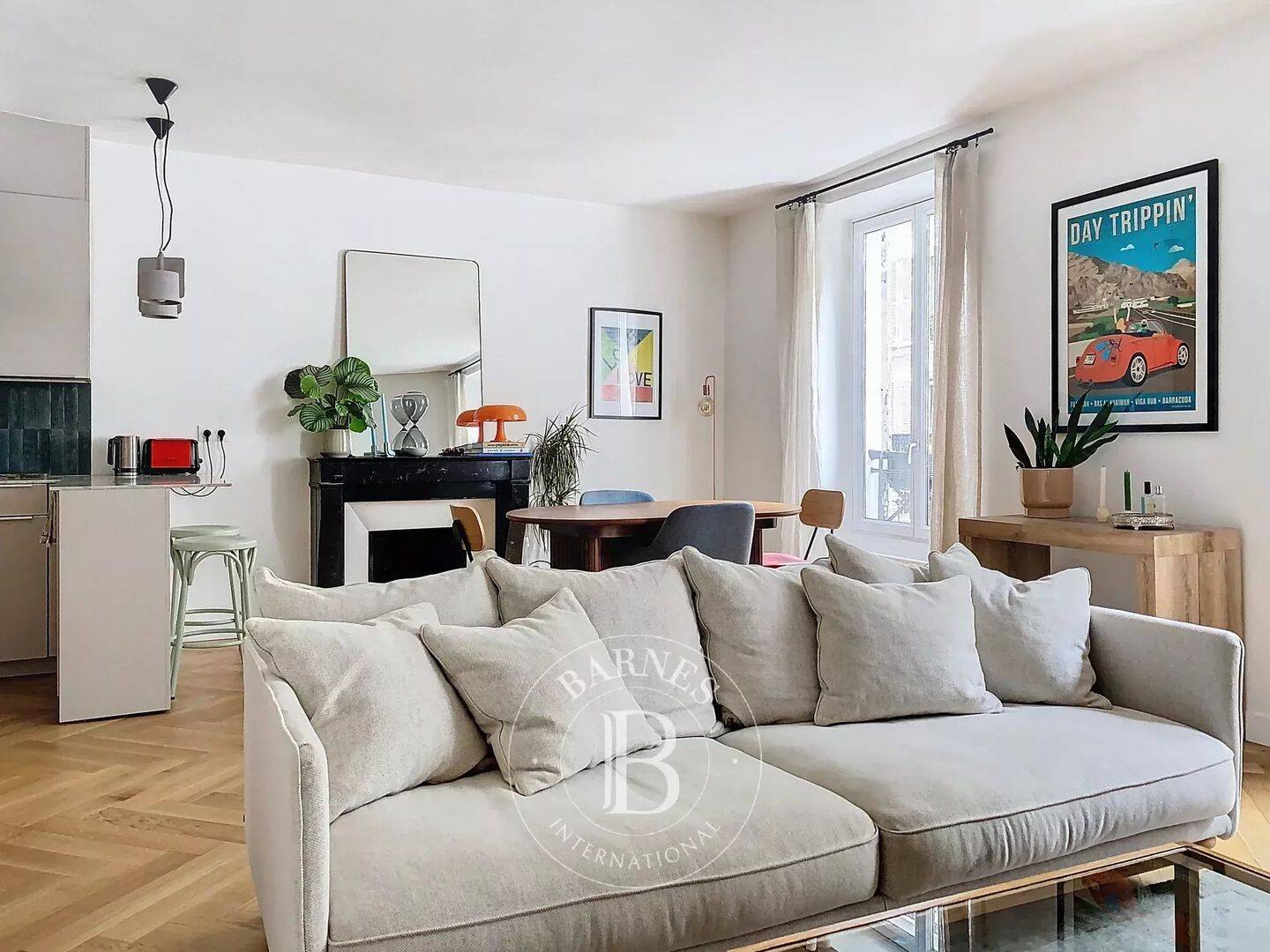 Appartement 2 pièces 48 m² · à Paris 17ème Arrondissement · 48,3 m² · 2 300 €