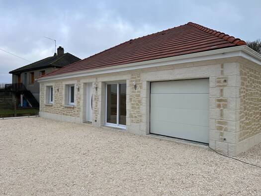 Maison de plain-pied à vendre - Première occupation 159 000 € 5 pièces 3 chambres 105 m² 971 m² de terrain Garchy 58150