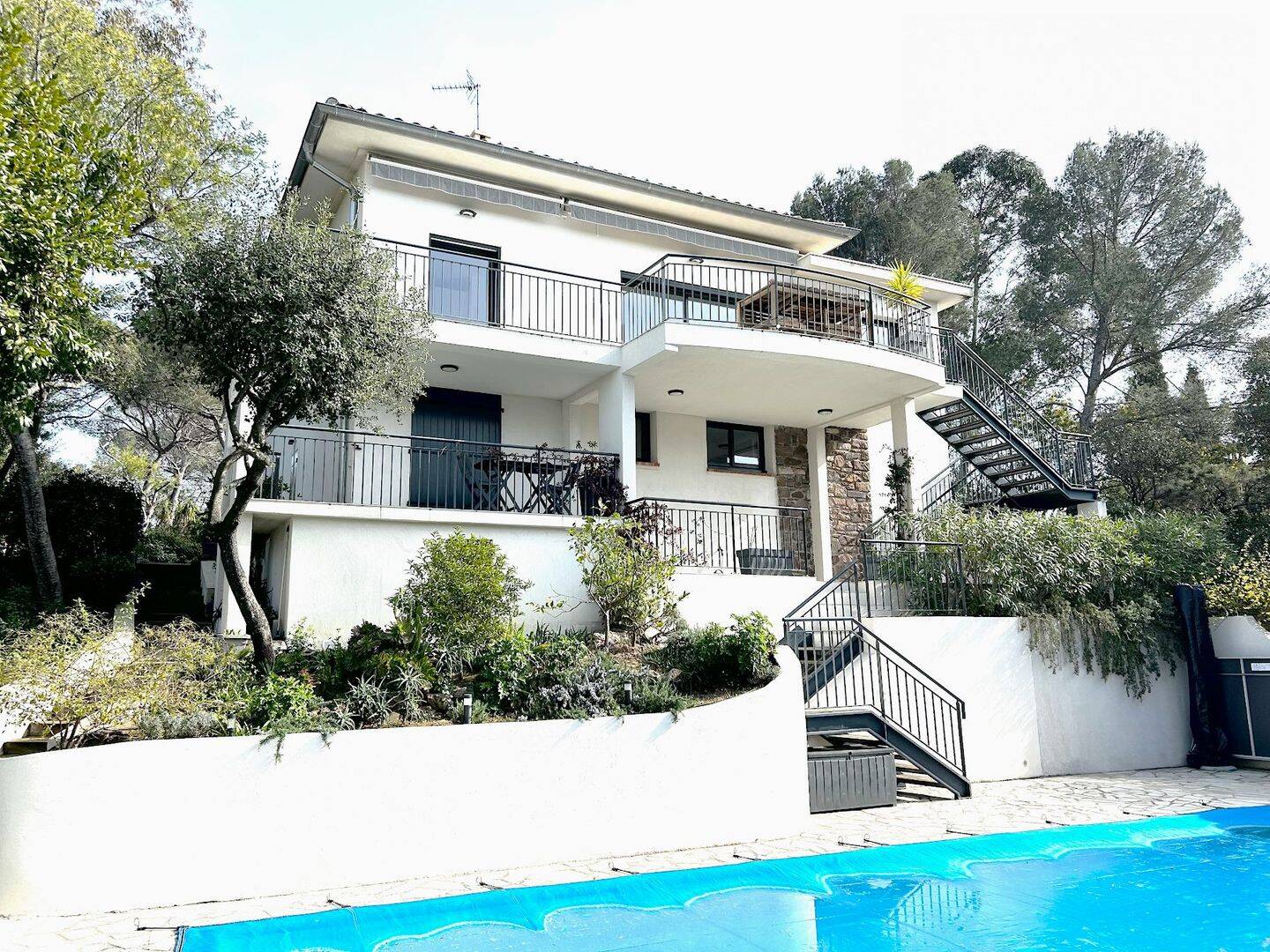 Maison 12 pièces 188 m² · à Saint-Raphaël · 188 m² · 1 190 000 €