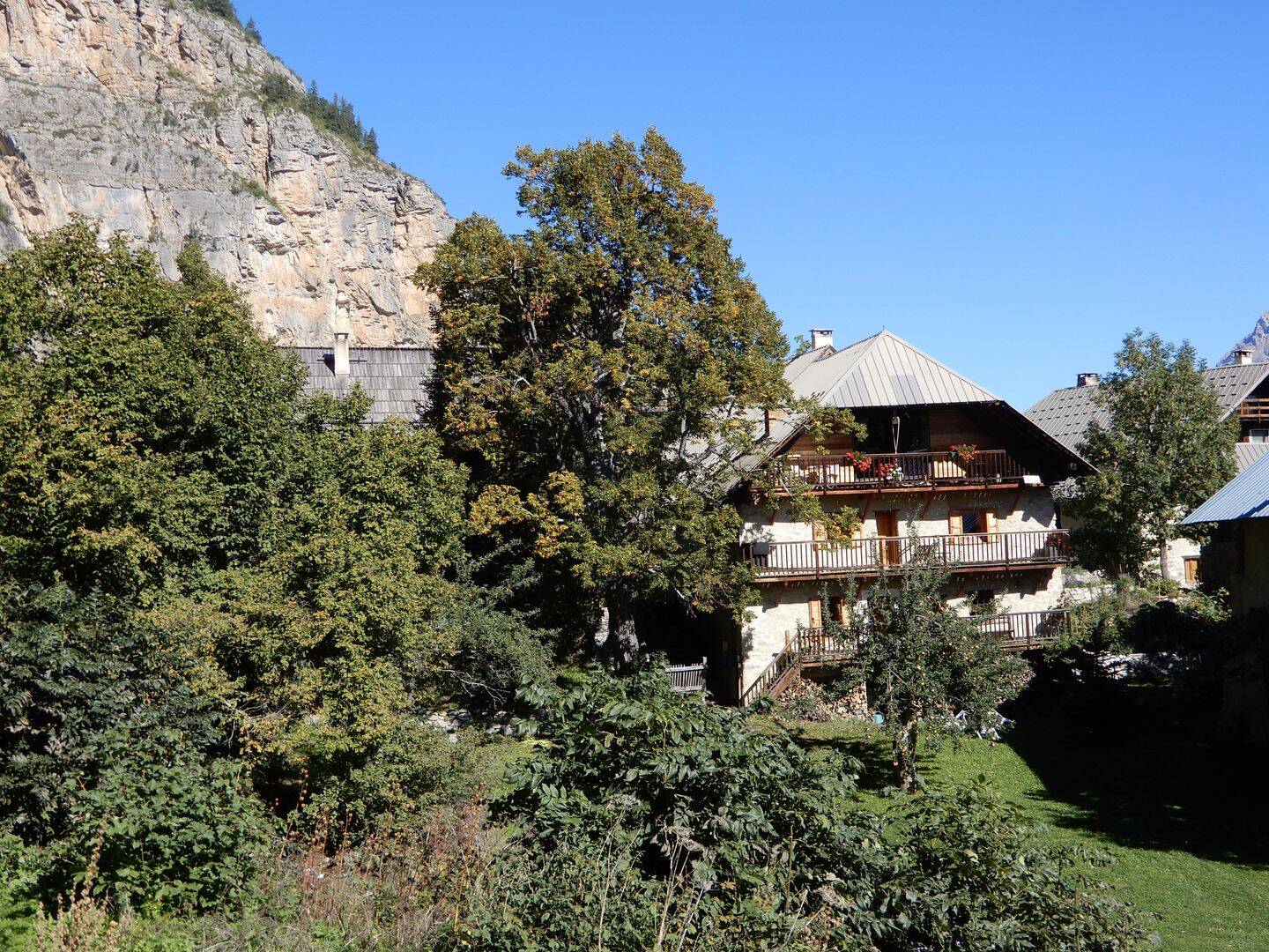 Maison 8 pièces 128 m² · à Champcella · 128 m² · 575 000 €