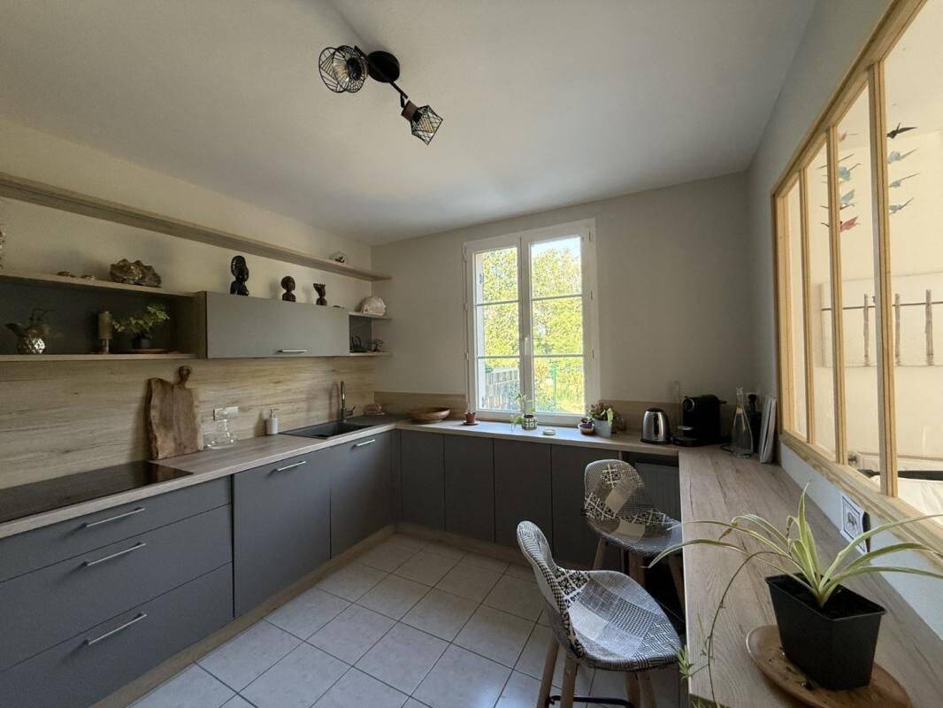 Appartement 4 pièces 82 m² · à Donnery · 82 m² · 950 €