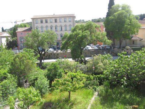 Appartement 2 pièces 38 m² · à Trans-en-Provence · 38 m² · 600 €