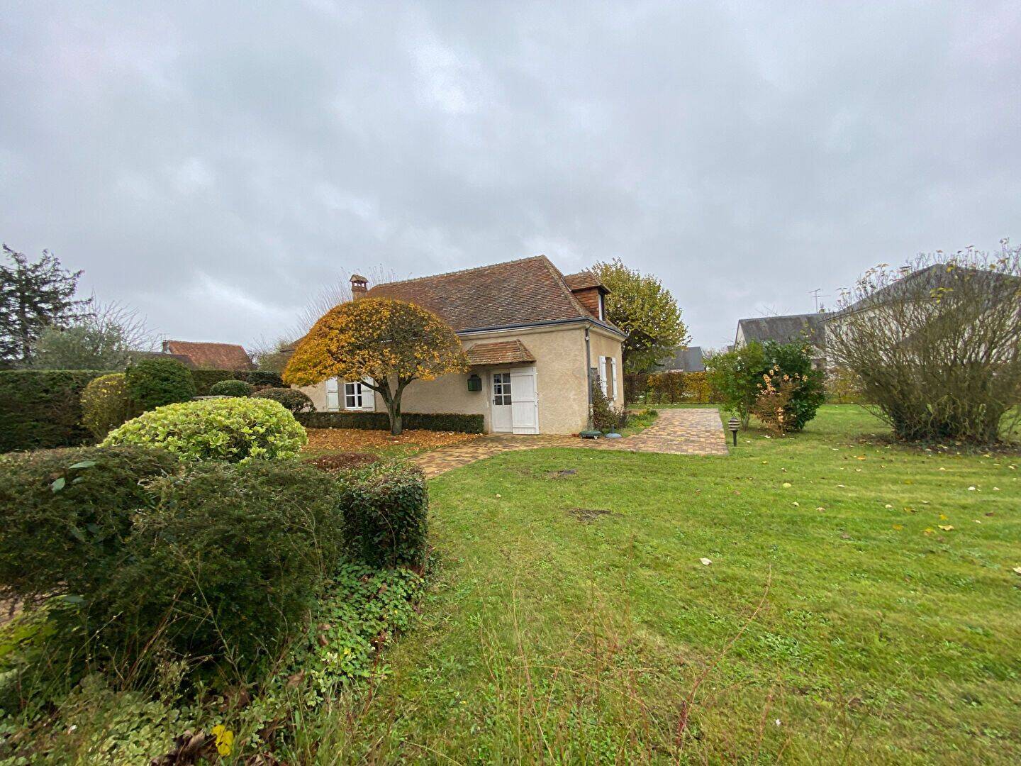 Maison 9 pièces 254 m² · à Vendôme · 254 m² · 498 000 €