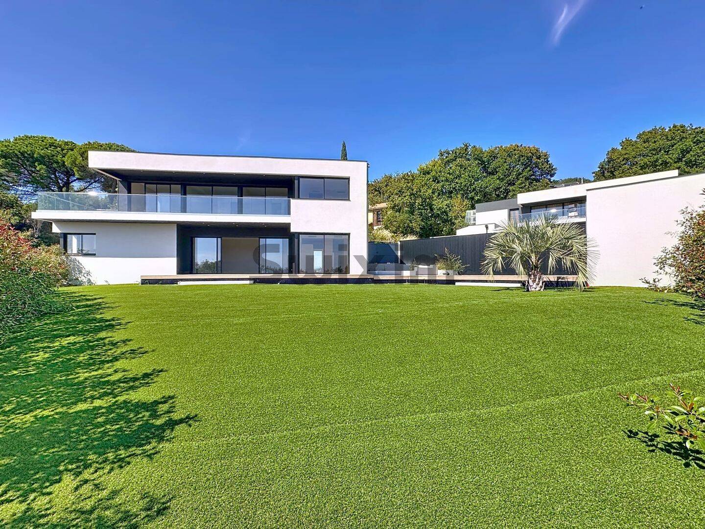Maison 7 pièces 200 m² · à Les Angles · 200 m² · 1 180 000 €
