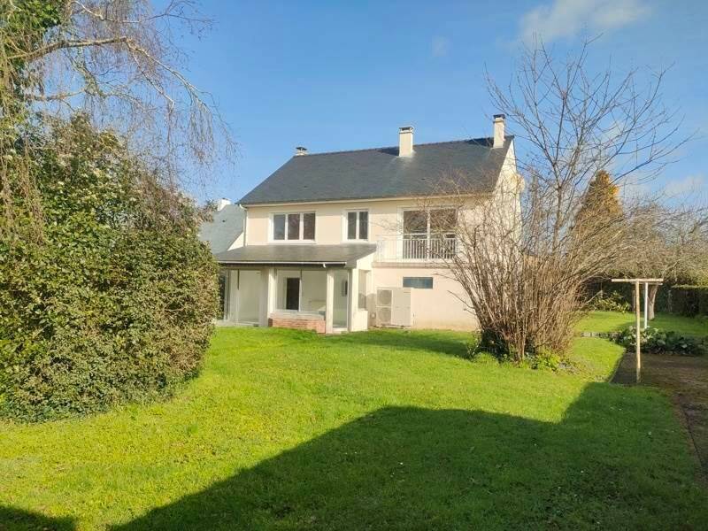 Maison 6 pièces 150 m² · à Saint-Étienne-de-Montluc · 150 m² · 301 394 €
