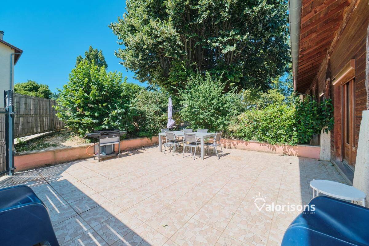 Maison 3 pièces 62 m² · à Jons · 61,5 m² · 240 000 €