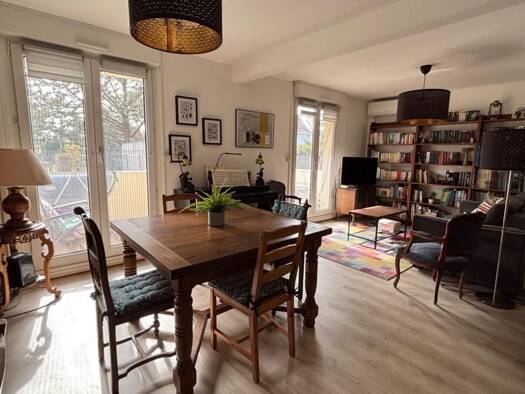 Appartement à vendre 210 000 € 2 pièces 1 chambre 60,6 m² RDC/3 Maraîchers Colmar 68000