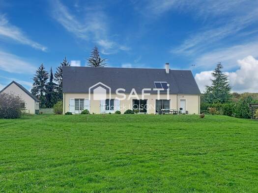 Maison de plain-pied à vendre 336 000 € 5 pièces 3 chambres 142 m² 9 365 m² de terrain Langeais 37130