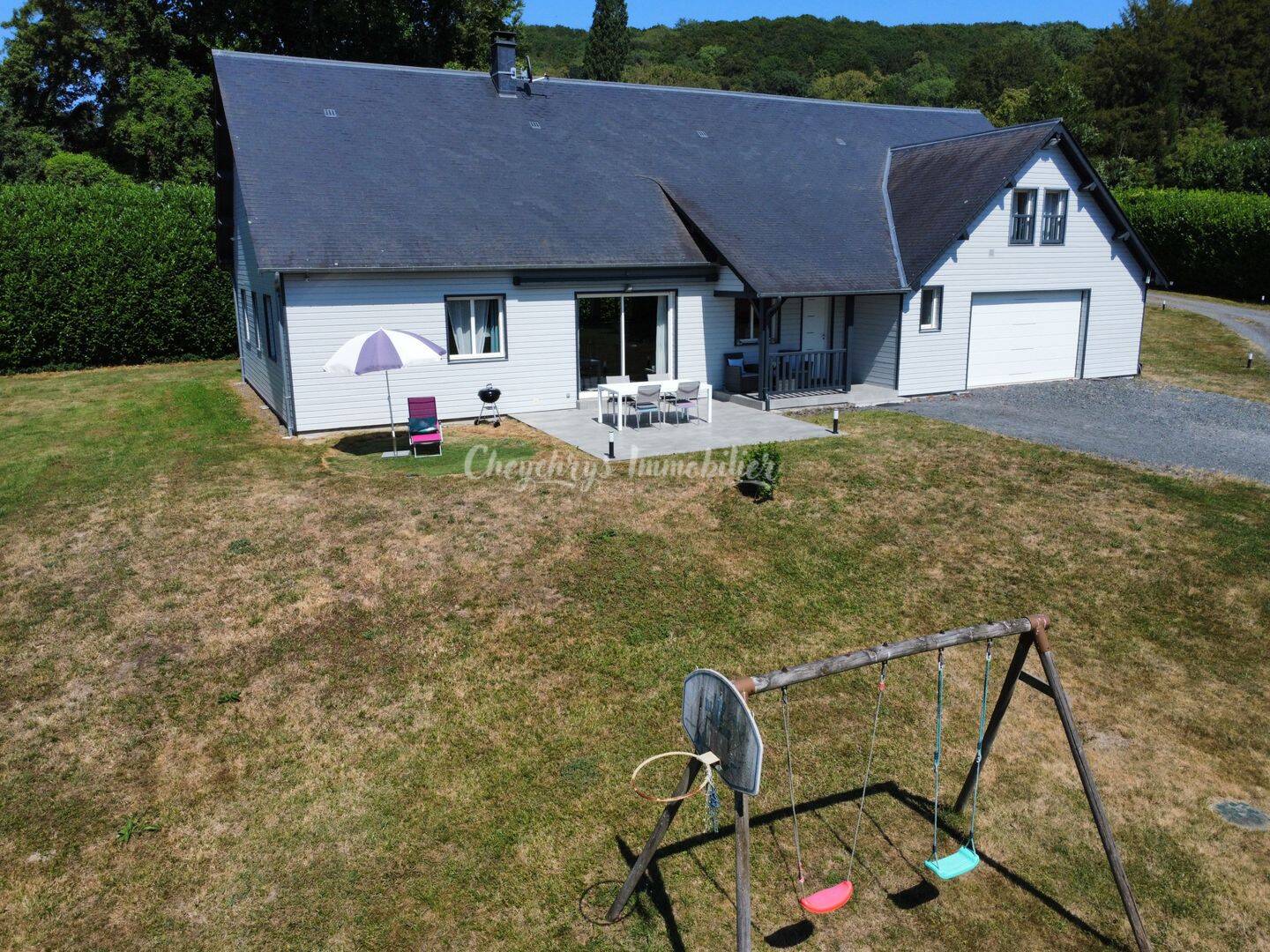 Maison 5 pièces 208 m² · à Pennedepie · 208 m² · 729 000 €