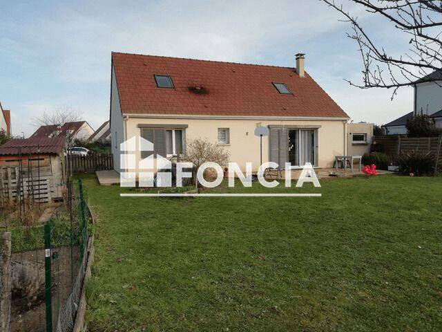 Maison 6 pièces 122 m² · à Saint-Ay · 122,2 m² · 1 013 €