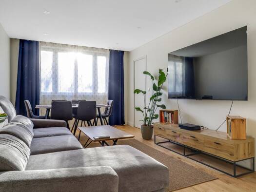 Appartement à louer 680 € 6 pièces 5 chambres 100 m² Étage 2/4 Plaine de Balizy Chilly-Mazarin 91380