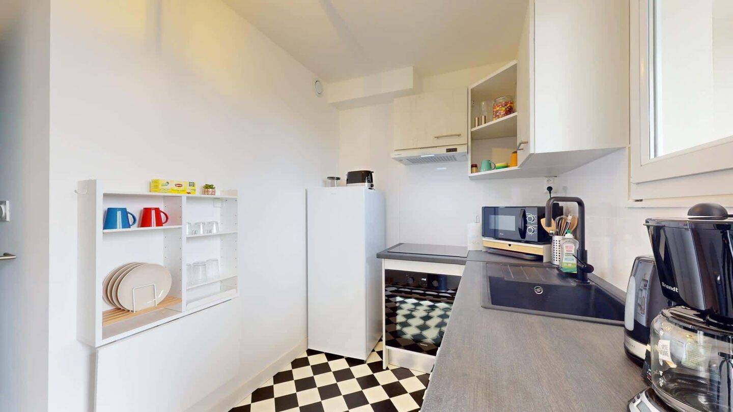 Room in Rue Joachim du Bellay, Toulouse for 97 m² with 5 bedroom — 14
