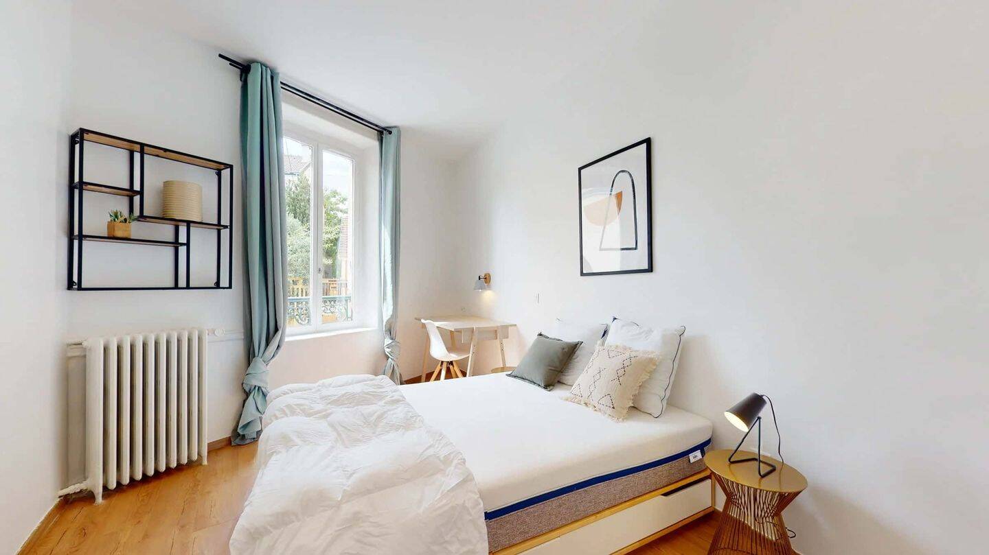 1 pièce 15 m² · à Chatou · 15 m² · 875 €