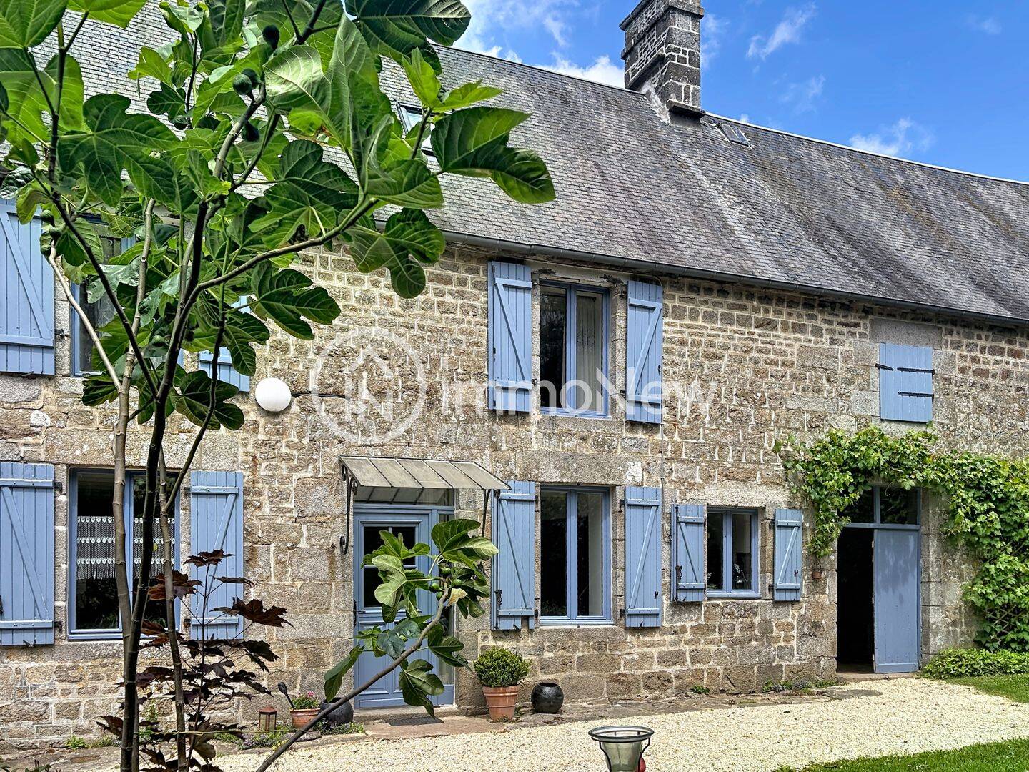 Maison 5 pièces 130 m² · à Saint-Clément-Rancoudray · 130 m² · 184 000 €