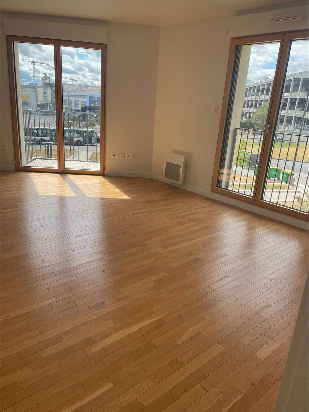 Appartement 3 pièces 77 m² · à Paris 19ème Arrondissement · 77,4 m² · 1 714 €