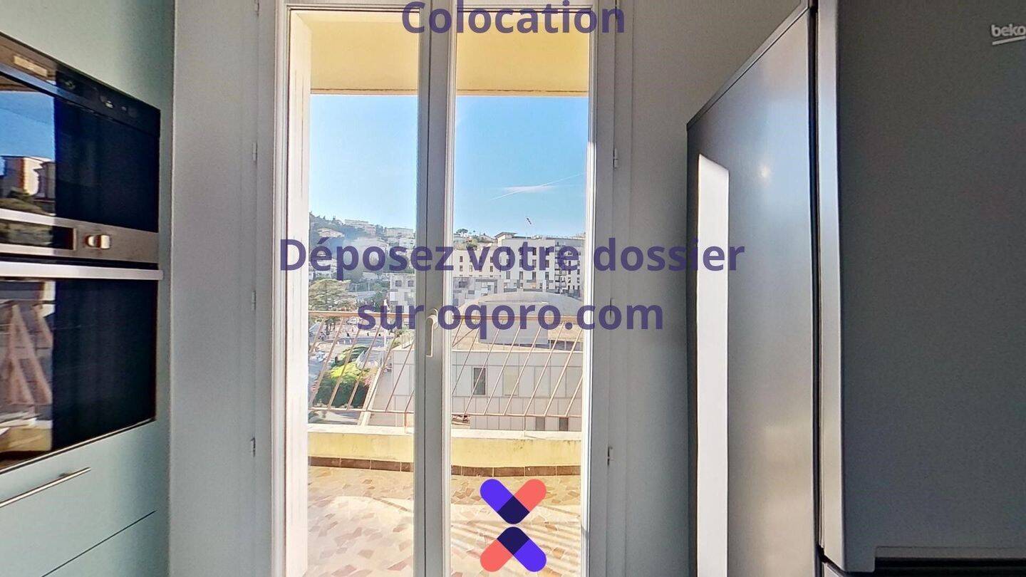 Chambre en colocation appartement meublé — 12
