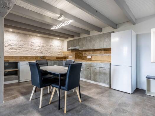 Maison à vendre 97 000 € 2 pièces 1 chambre 80 m² 117 m² de terrain Nontron 24300