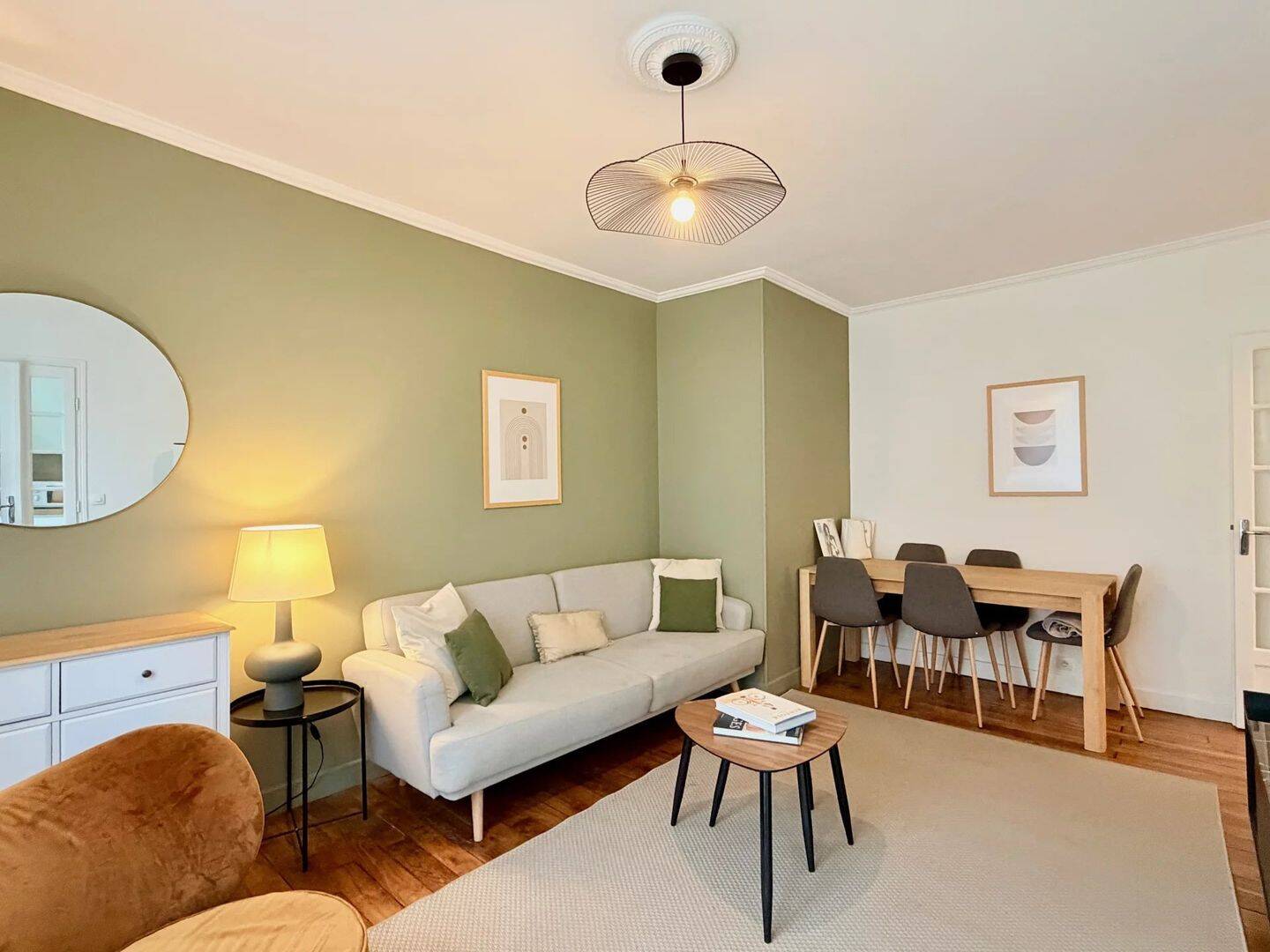 Appartement 2 pièces 50 m² · à Paris 19ème Arrondissement · 50 m² · 1 990 €/mois