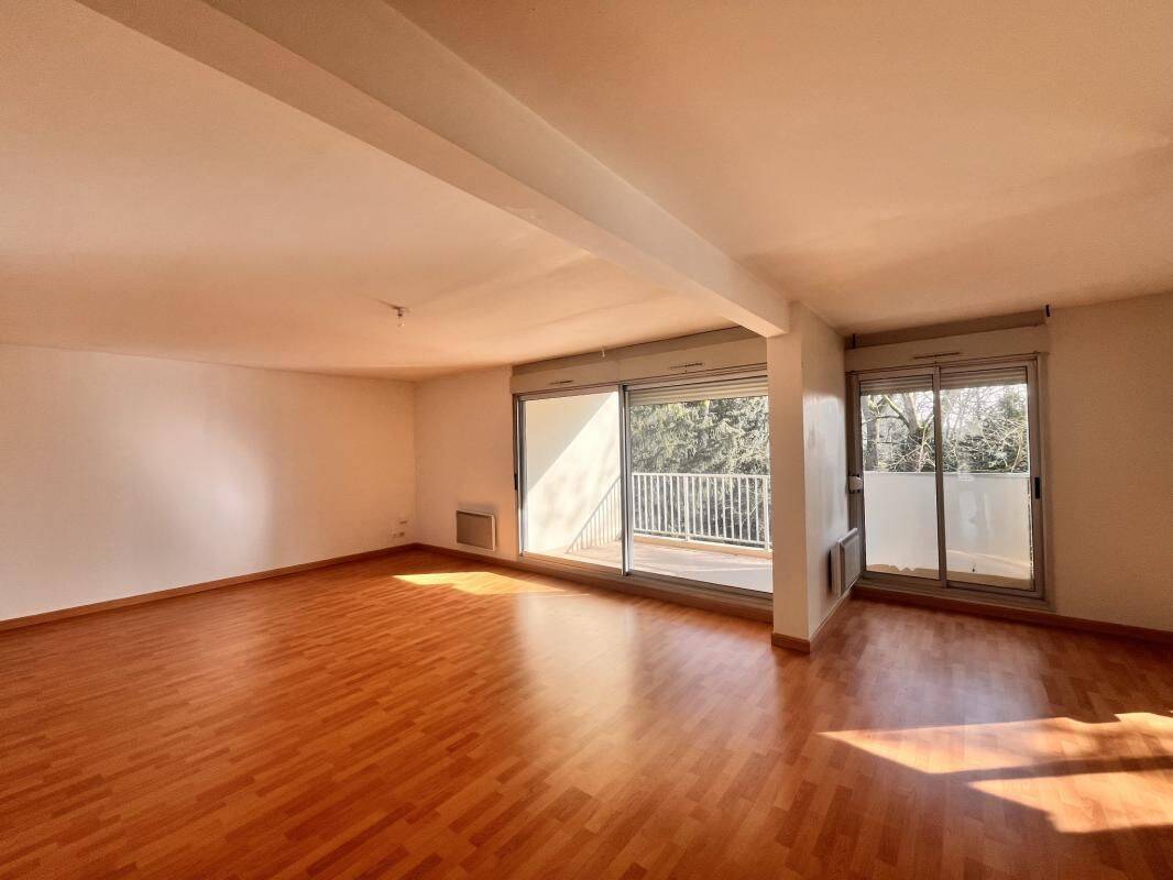 Appartement 5 pièces 106 m² · à Orléans · 106 m² · 1 300 €