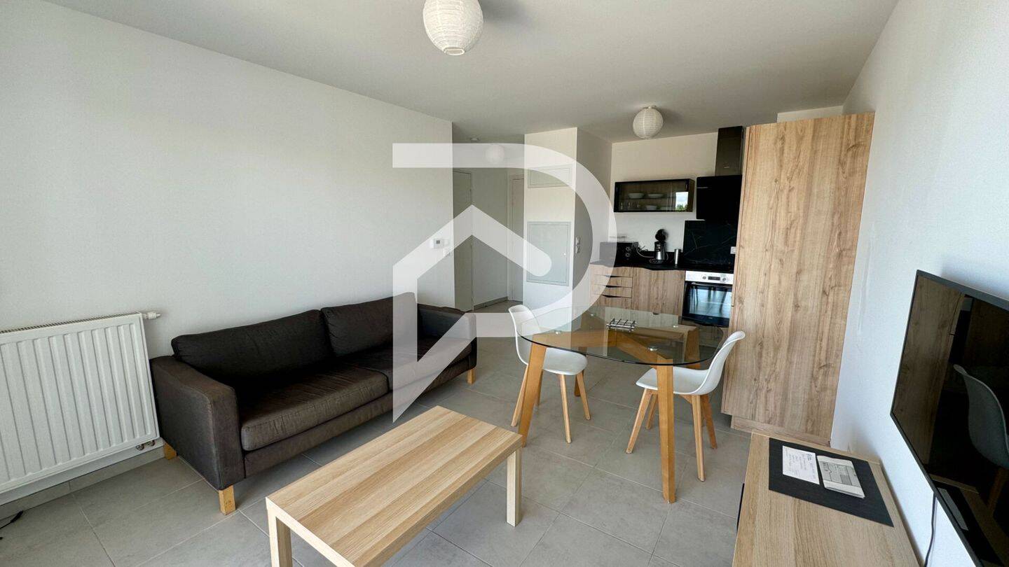 Appartement 2 pièces 40 m² · à Le Puy-Sainte-Réparade · 40 m² · 950 €/mois