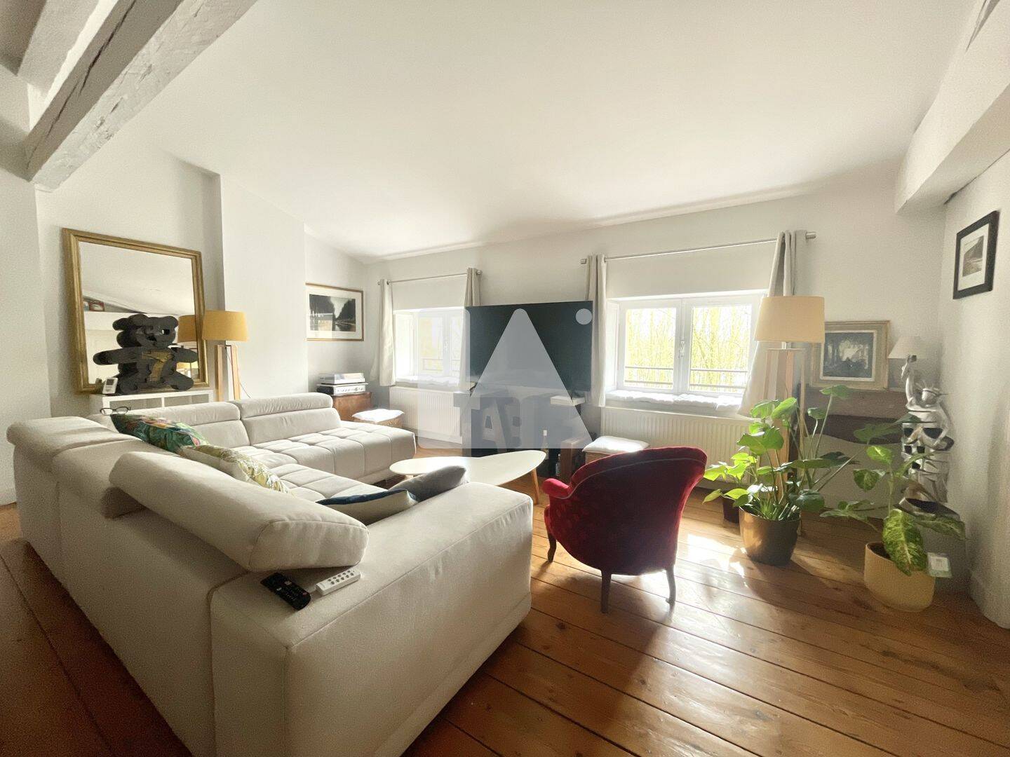 Appartement 3 pièces 83 m² · à Bordeaux · 82,7 m² · 1 441 €