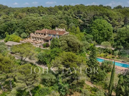 Villa à vendre 4 750 000 € 11 chambres 1 200 m² 27 809 m² de terrain Valmasque-Notre Dame de Vie Mougins 06250