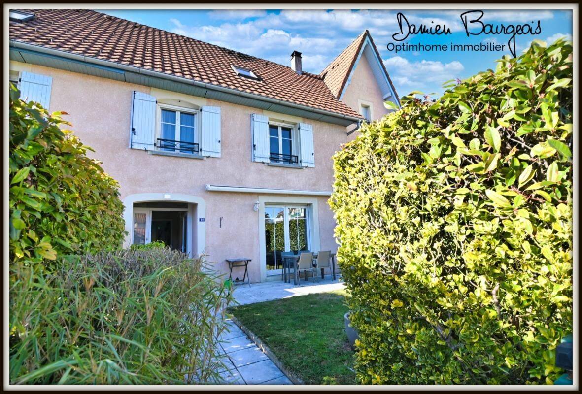 Maison 6 pièces 137 m² · à Gex · 137 m² · 2 510 €/mois