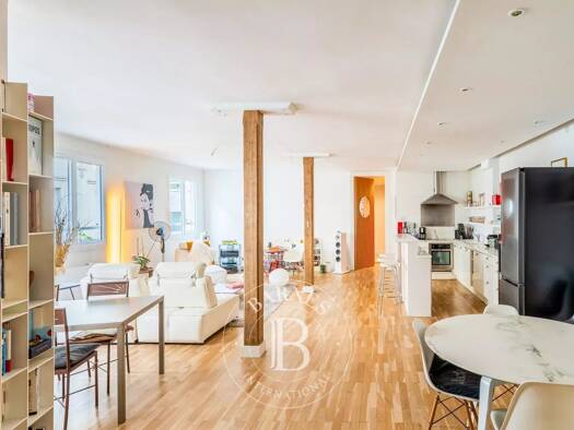 Appartement à vendre 1 790 000 € 7 pièces 4 chambres 210,31 m² Étage 2/4 Belleville-Saint Maur Paris 11ème arrondissement 75011