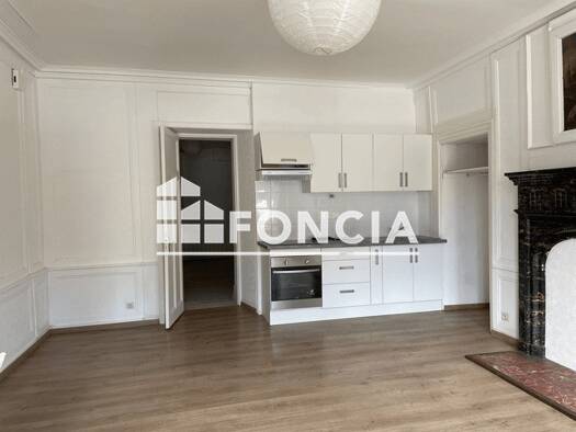 Appartement à louer 460 € 2 pièces 1 chambre 46,5 m² RDC Quintin 22800