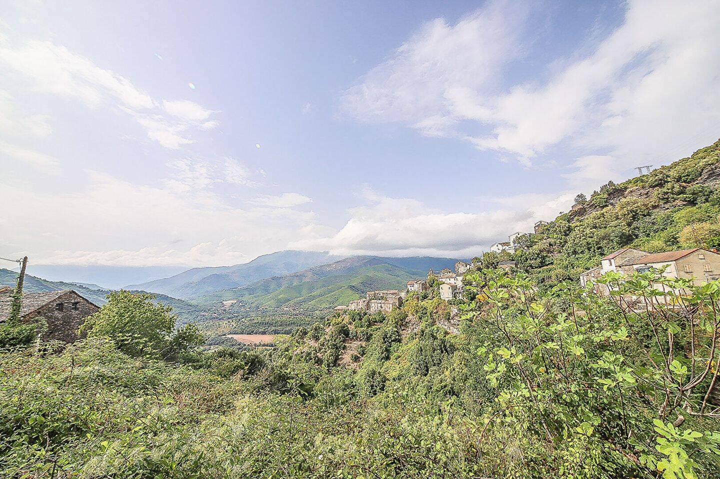 Maison 5 pièces 167 m² · à Prunelli-Di-Casacconi · 167 m² · 186 000 €