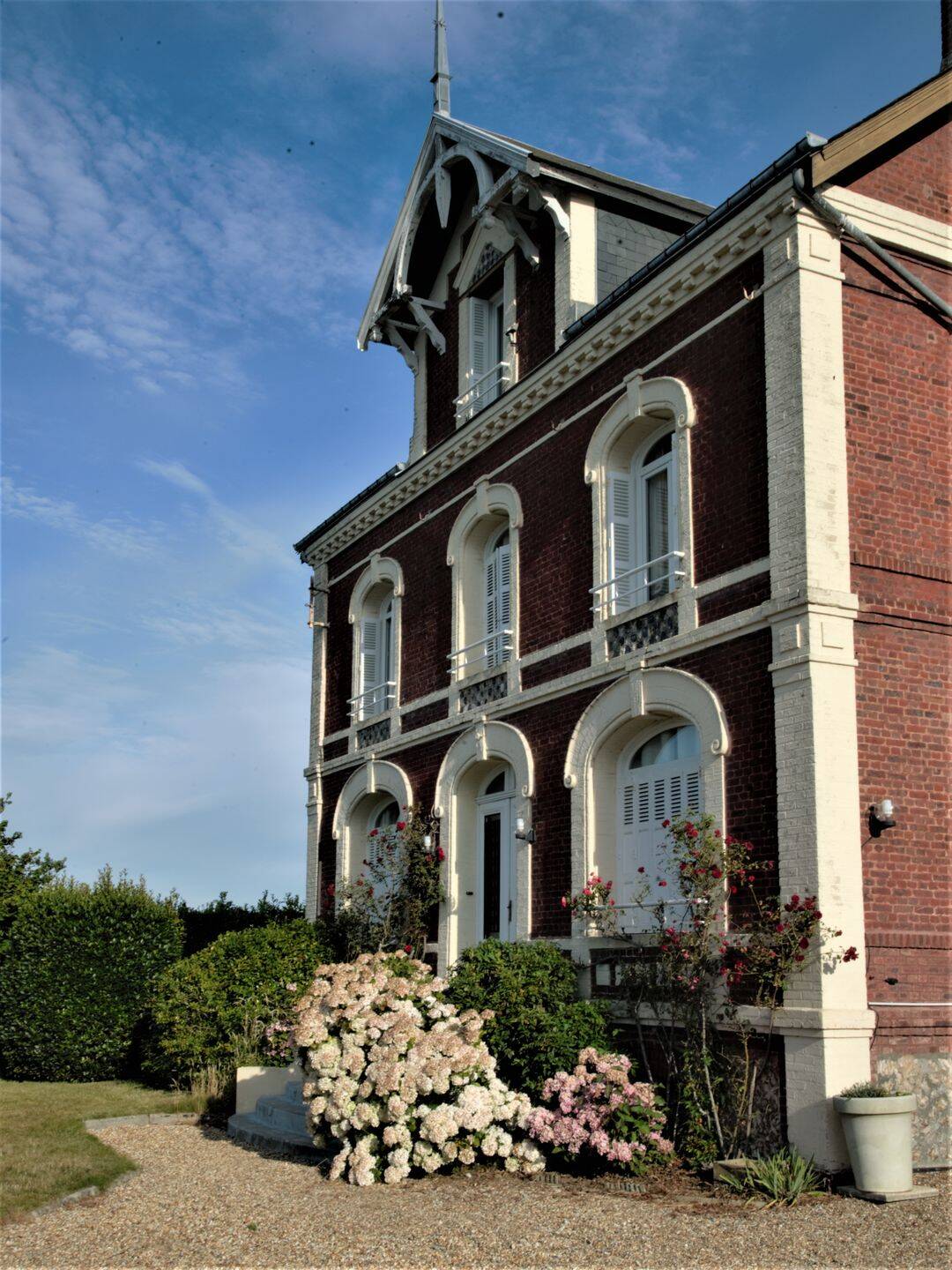 Maison 8 pièces 220 m² · à Gainneville · 220 m² · 487 000 €