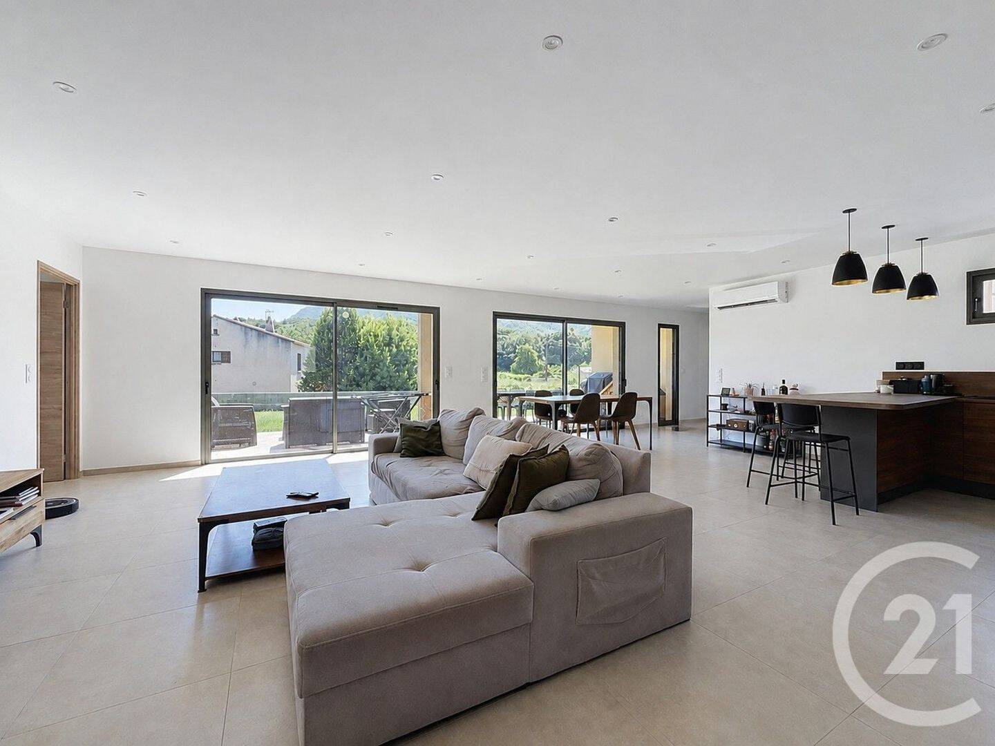 Maison 5 pièces 218 m² · à Santa-Lucia-Di-Moriani · 218 m² · 495 000 €