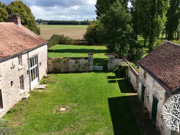 Villa à vendre 698 000 € 10 pièces 5 chambres 210 m² 10 000 m² de terrain Achères-la-Forêt 77760