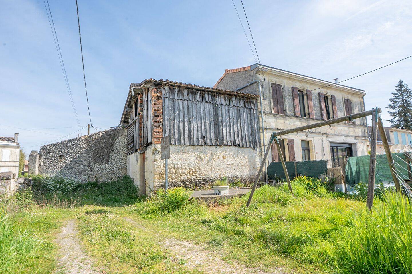Maison 62 m² · à Listrac-Médoc · 61,6 m² · 51 000 €