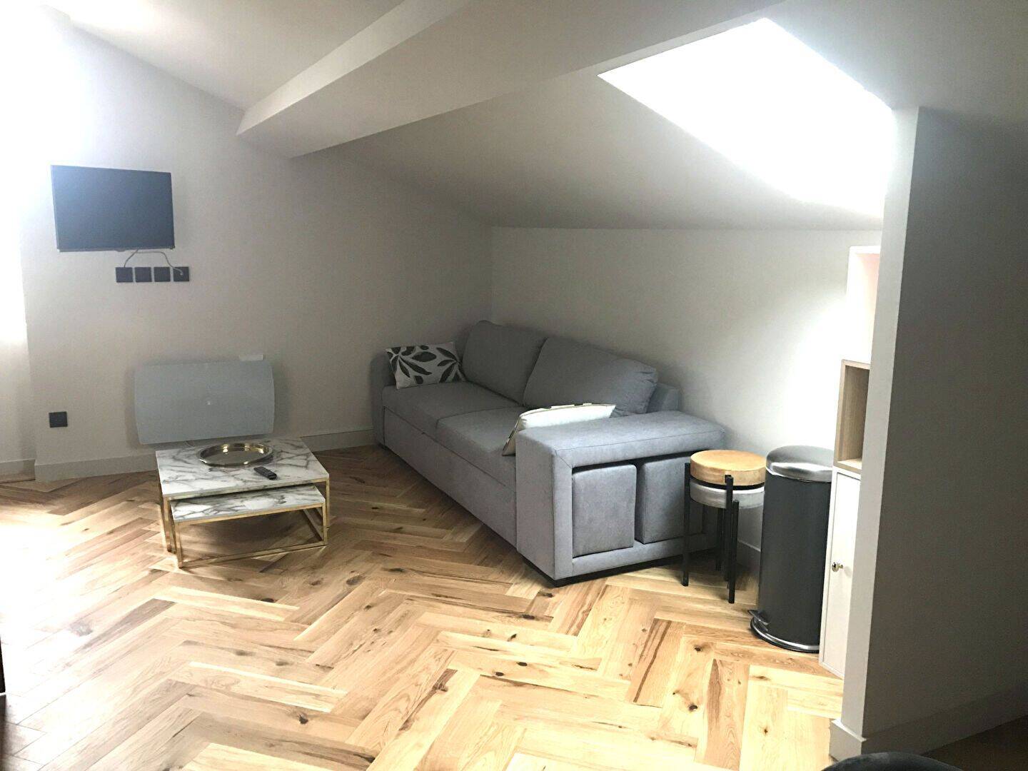 Appartement 1 pièce 27 m² · à La Tour-de-Salvagny · 26,8 m² · 626 €/mois