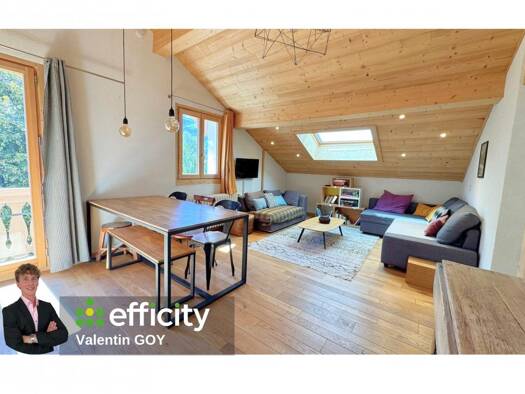 Duplex à vendre 420 000 € 3 pièces 2 chambres 71 m² Étage 2/3 Les Carroz D'Arâches Arâches-la-Frasse 74300