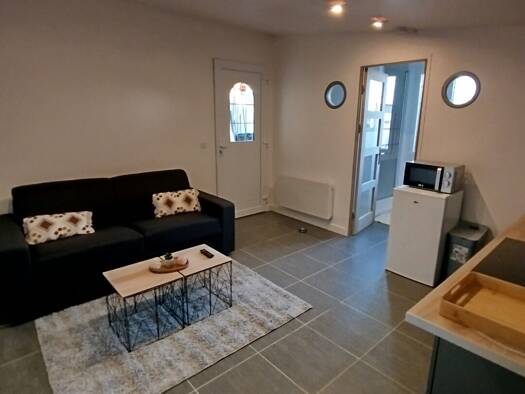 Appartement à louer 690 € 1 pièce 21 m² Sérifontaine 60590