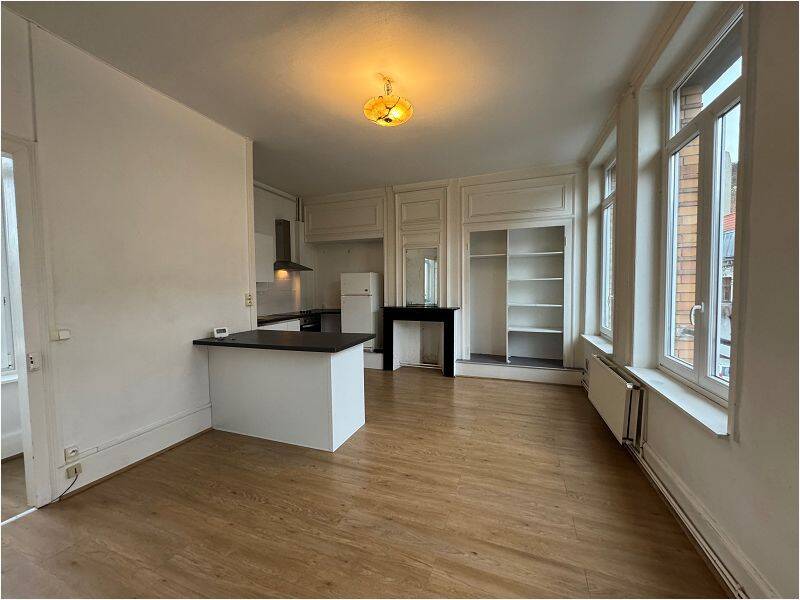 Appartement 4 pièces 83 m² · à Lille · 83,2 m² · 1 015 €/mois