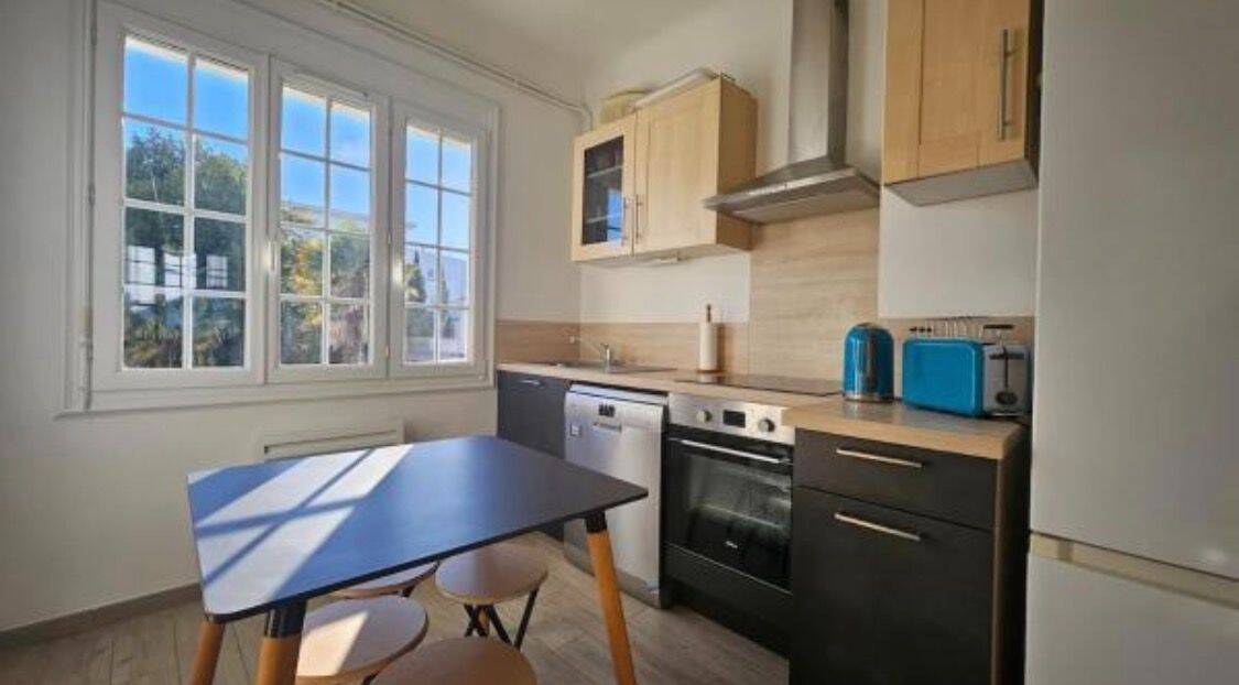 Appartement 3 pièces 62 m² · à Royan · 61,6 m² · 820 €/mois