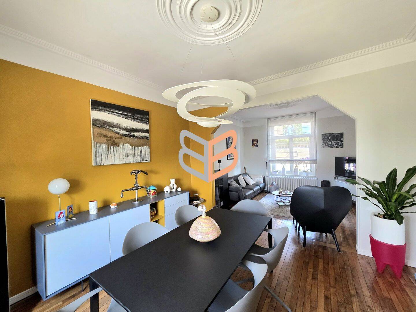 Maison 5 pièces 125 m² · à Mont-Saint-Martin · 125 m² · 386 000 €