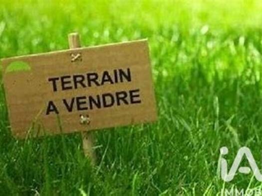 Terrain constructible à vendre 79 000 € 303 m² de terrain Fromelles 59249