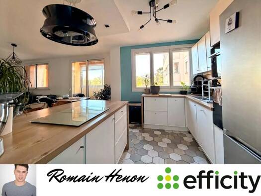 Appartement à vendre 240 000 € 4 pièces 3 chambres 98 m² Étage 6/7 Ganteaume Aubagne 13400