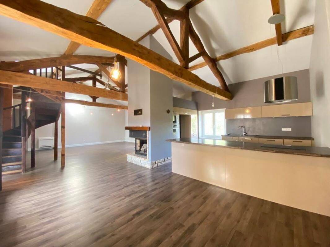 Appartement 3 pièces 114 m² · à Castres · 114,2 m² · 655 €
