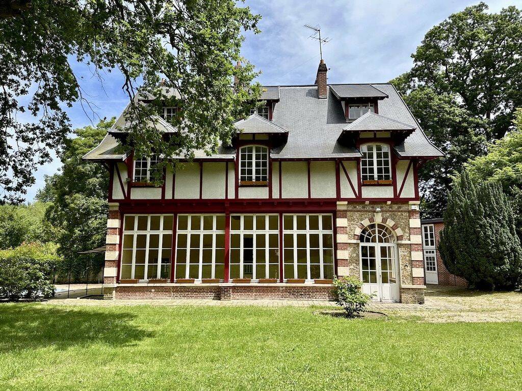 Maison 11 pièces 400 m² · à Lagny-sur-Marne · 400 m² · 1 445 000 €