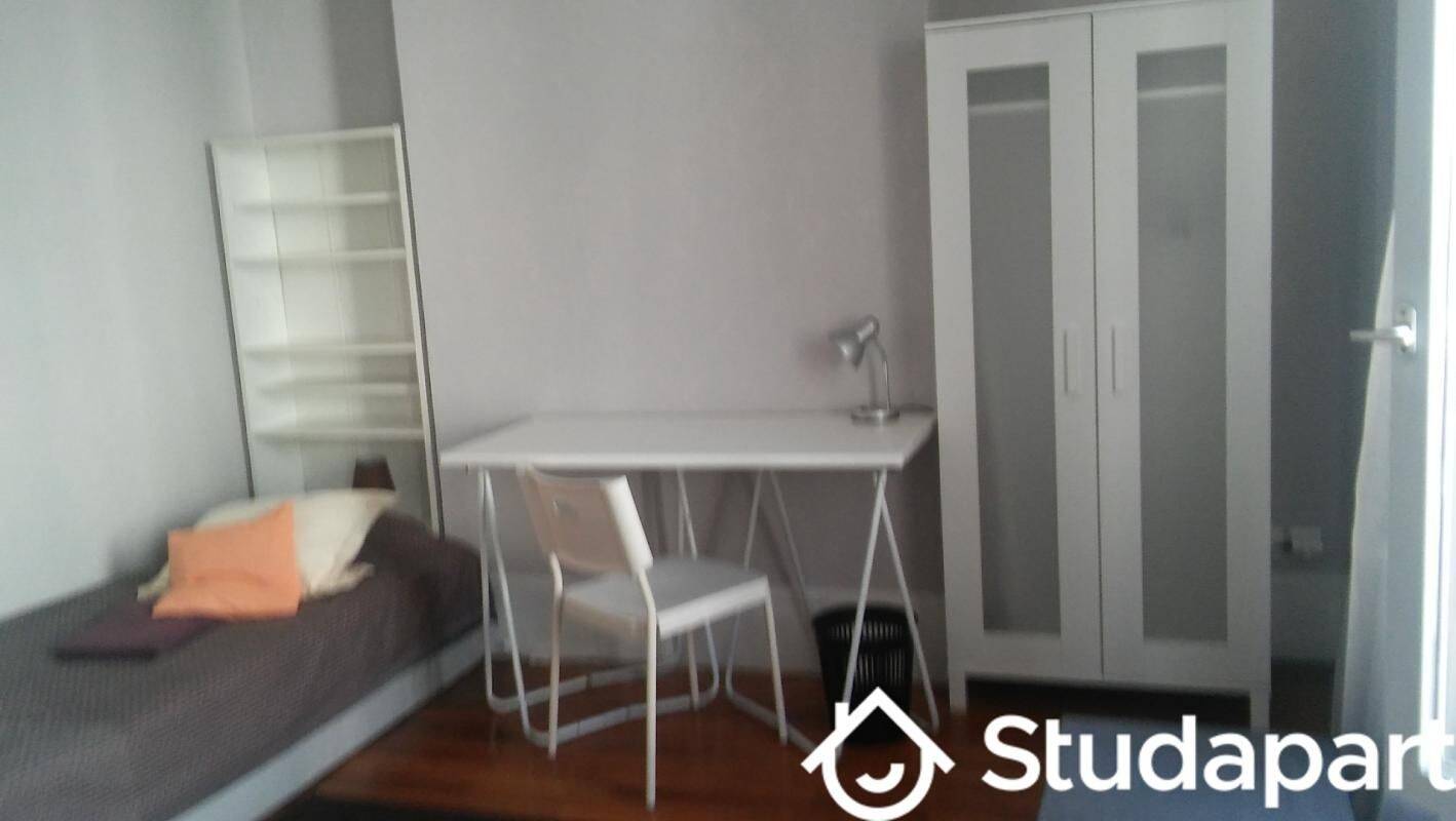 Appartement 1 pièce 12 m² · à Saint-Maurice · 12 m² · 670 €/mois