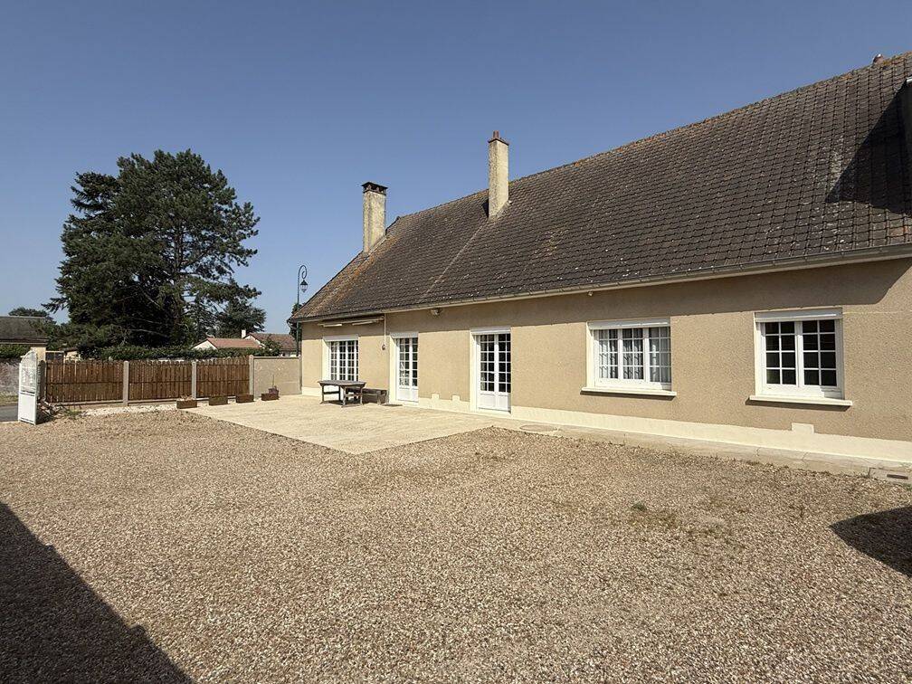 Maison 6 pièces 166 m² · à Puiseux · 166 m² · 315 000 €