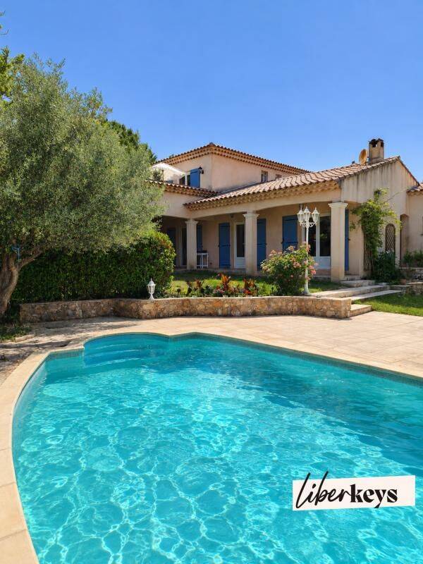Maison 4 pièces 135 m² · à Cotignac · 135 m² · 630 000 €