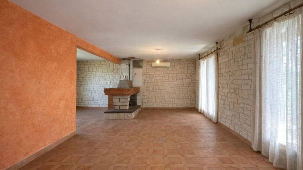 Maison à vendre T6/F6 130 m² 253900 € Guigneville-sur-Essonne (91590)